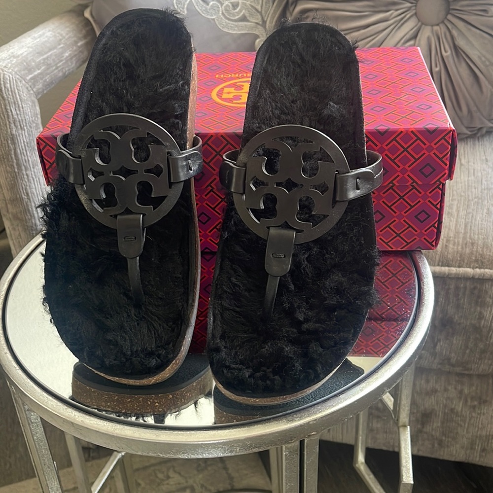 Tory Burch MILLER CLOUD SHEARLING/NAPPA LEATHER sandals